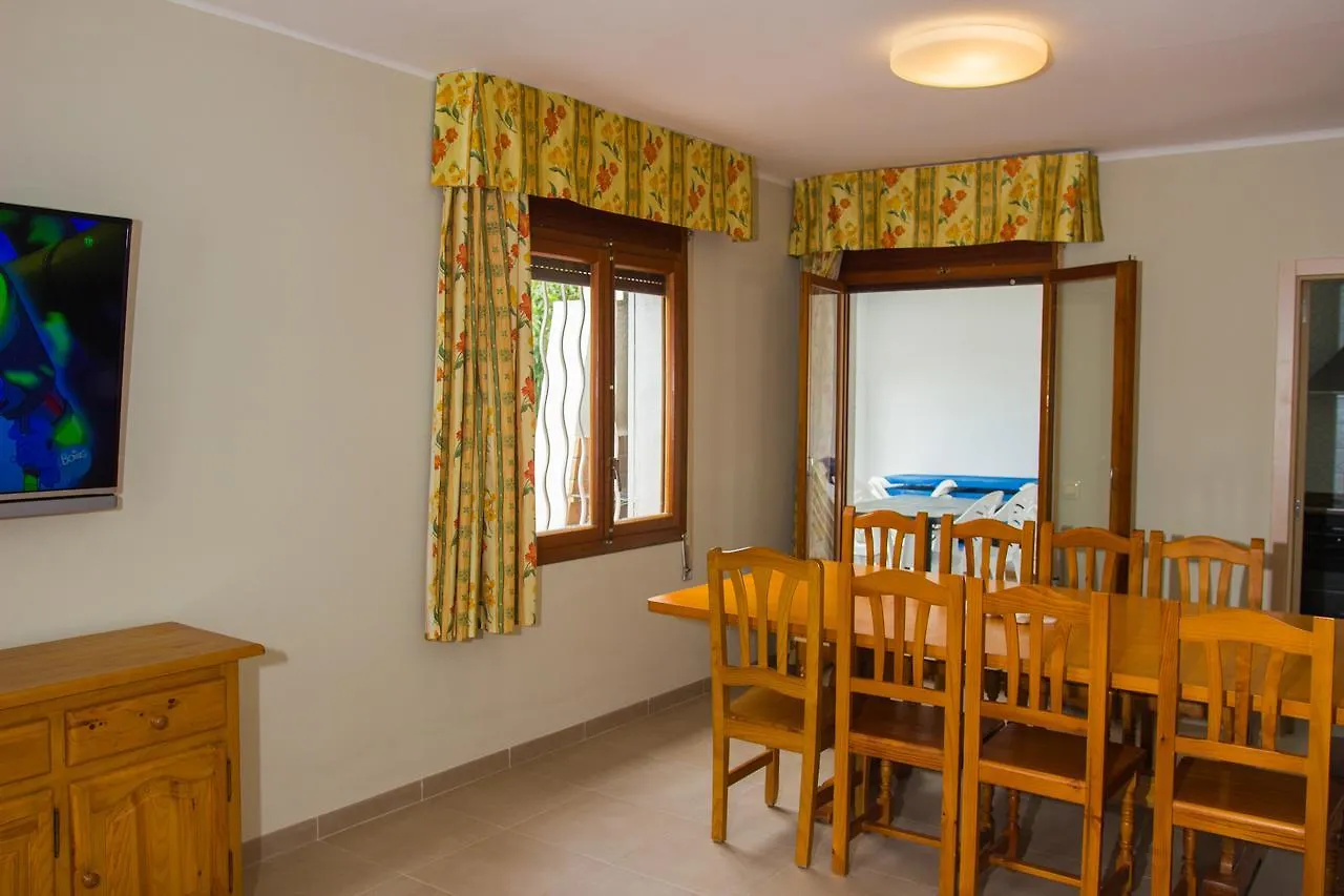 Rentalmar Villa Cristina Families Only Miami Playa 0*,  Spain